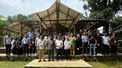 Workshop Kolaborasi Ketahanan dan Penghidupan Masyarakat dalam Sistem Pendampingan Desa di Desa Sukaresmi, Kecamatan Megamendung, Kabupaten Bogor.