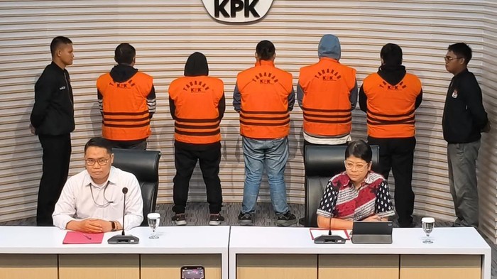 KPK membongkar praktik Korupsi Proyek Jalan Sumut dengan modus pengaturan e-catalog dan suap pejabat.