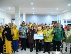 Pemprov Gorontalo dan Baznas Salurkan Bantuan UMKM