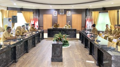 Penyerahan Praja Muda lulusan Institut Pemerintahan Dalam Negeri (IPDN) Angkatan XXXII tahun 2025 oleh Sekretaris Daerah Provinsi Gorontalo Sofian Ibrahim, bertempat di Ruang Huyula, Gubernuran, Senin (25/8/2025). (HUMAS DISKOMINFOTIK)