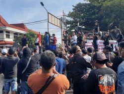 DPRD Ungkap Dugaan Korban Jiwa Demo Bupati Pati