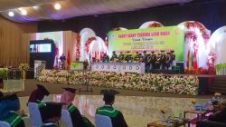 Danial Ibrahim Tekankan Peran Alumni dalam Kemandirian Daerah pada Wisuda Universitas Ichsan Gorontalo Utara. Foto (Istimewa)