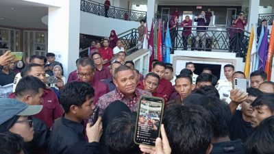 Koalisi Keluarga Korban Gelar Aksi Solidaritas untuk Jeksen di UNG. Foto : Redaksi Fokus News)